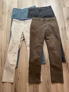 Bundle lot four chinos 32x32 slim skinny Levi’s xx urban outfitters Kenneth Cole